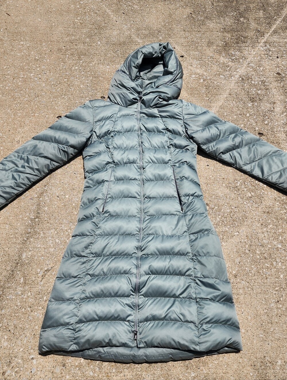 Patagonia Gray Hooded Duck Down Filled Coat Gray Long Full Zip